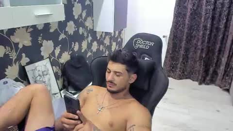 jonnyporn1 online show from September 2, 2:57 am