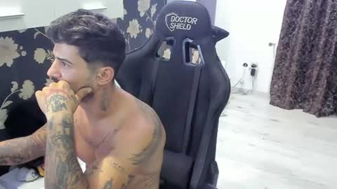 jonnyporn1 online show from September 7, 5:19 pm
