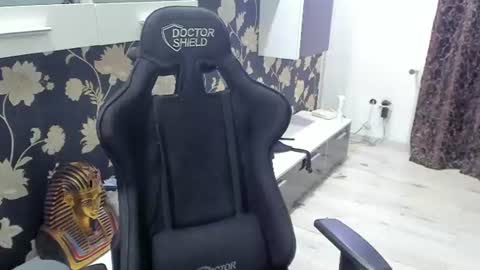 jonnyporn1 online show from September 8, 2:07 am