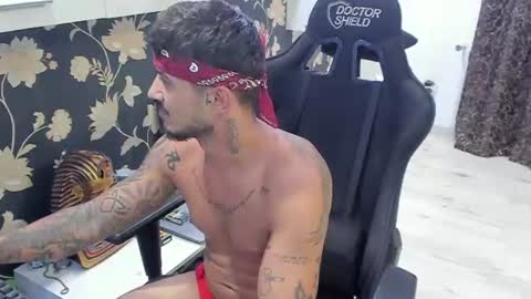jonnyporn1 online show from September 8, 10:50 pm