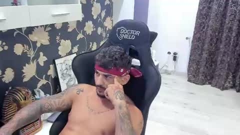 jonnyporn1 online show from September 9, 3:14 am