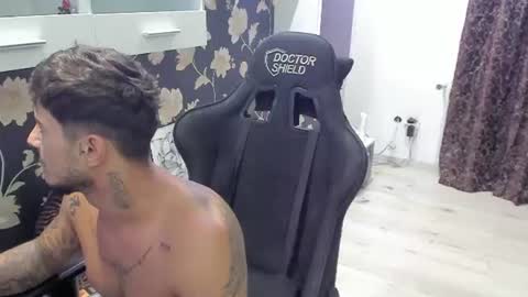 jonnyporn1 online show from September 9, 9:27 pm