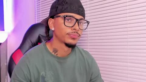Imjordan love online show from August 8, 1:44 pm