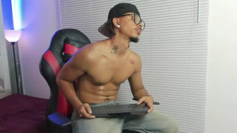 Imjordan love online show from August 8, 6:30 pm