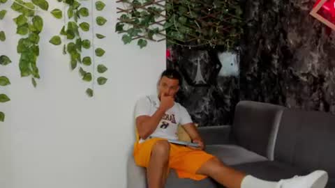 Imjordan love online show from August 11, 1:46 pm