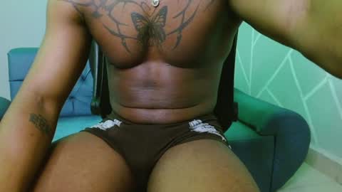 jordan_z_ online show from August 6, 4:39 pm