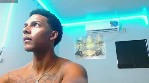 jordan_z_ online show from August 13, 12:19 pm