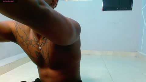 jordan_z_ online show from August 13, 1:25 pm