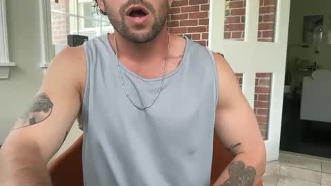 jordanfunboy763329 online show from June 10, 3:52 pm