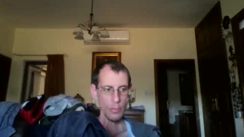 jos39a online show from April 24, 4:12 pm