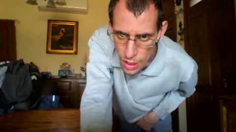 jos39a online show from April 25, 2:56 pm