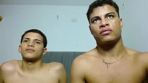 JOSE AND DANIEL online show from July 31, 7:14 am