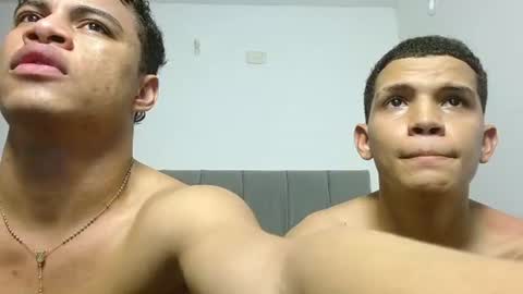 JOSE AND DANIEL online show from August 14, 8:12 pm
