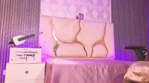 Joselyn  online show from August 8, 12:38 pm
