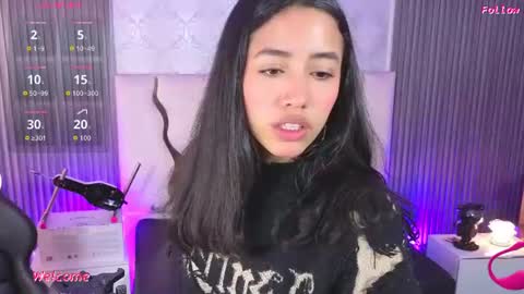 Joselyn  online show from August 12, 11:56 am