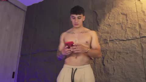 joseph__boy online show from August 5, 4:16 pm