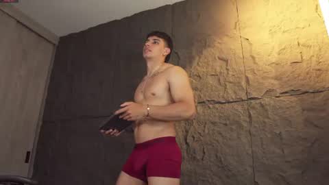 joseph__boy online show from August 6, 5:23 pm