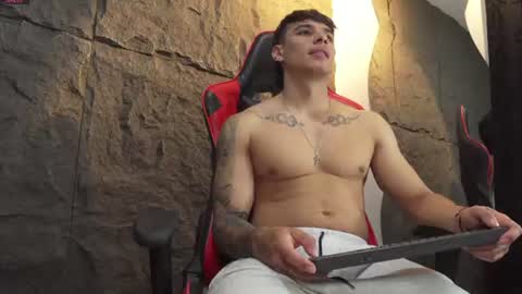 joseph__boy online show from August 9, 3:02 pm