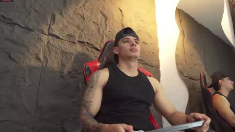 joseph__boy online show from August 10, 12:17 pm