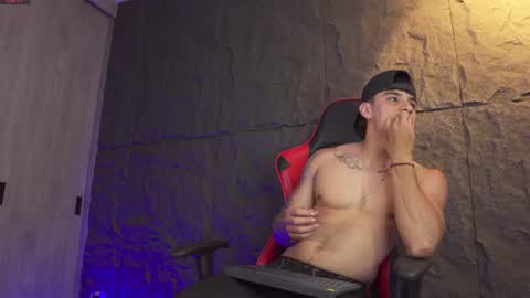 joseph__boy online show from August 12, 4:31 pm