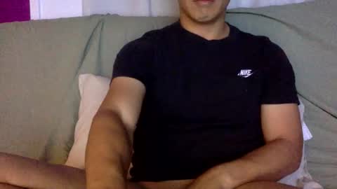 joshasian0713 online show from April 27, 11:50 am