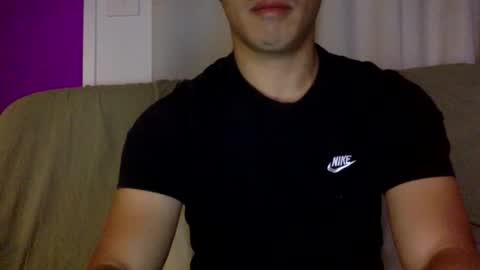 joshasian0713 online show from April 27, 1:13 pm