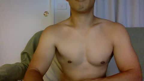 joshasian0713 online show from May 21, 11:34 am