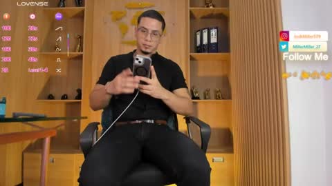 joshmiller___ online show from August 13, 1:03 pm