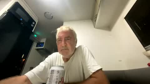 joshua19988945132 online show from July 12, 1:56 am