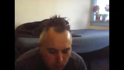 joshualorenzo online show from May 1, 4:44 pm