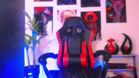 josue_linares online show from June 17, 8:02 am