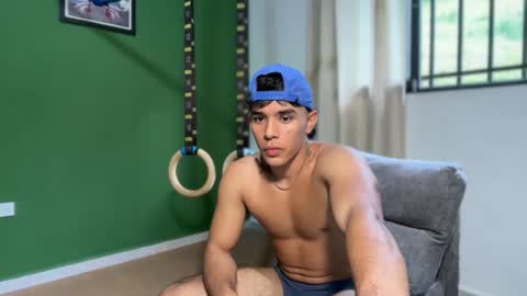 Jouliano Greco online show from August 9, 9:49 pm