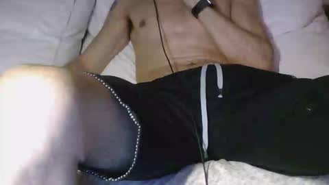 jovenduro84 online show from June 1, 1:41 am