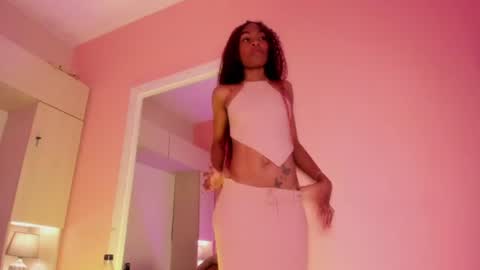 joyceblake online show from August 7, 5:18 am