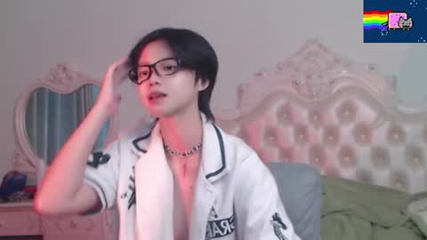 joycekay online show from July 26, 5:23 am