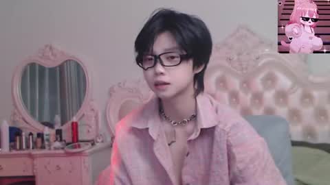 joycekay online show from July 31, 8:58 pm