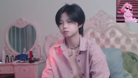 joycekay online show from August 1, 7:09 pm