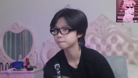 joycekay online show from August 3, 7:10 pm