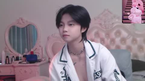 joycekay online show from August 7, 12:32 am