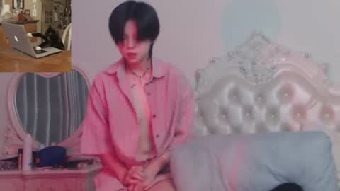joycekay online show from August 10, 9:27 pm
