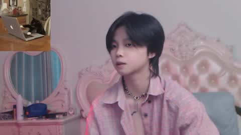 joycekay online show from August 11, 3:08 am