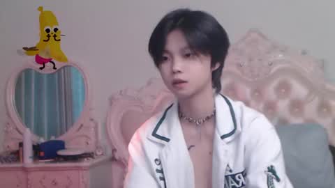 joycekay online show from August 13, 3:42 am