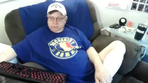 jpmel99 online show from August 1, 11:00 pm