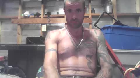 jrizzle1111 online show from May 24, 4:04 am