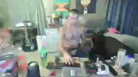 jrizzle1111 online show from June 25, 3:31 am