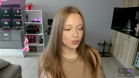 Julia online show from August 11, 10:50 am