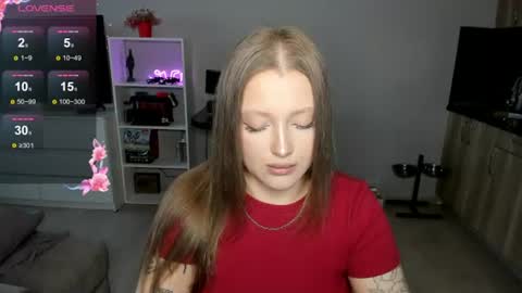 Julia online show from August 16, 12:42 pm