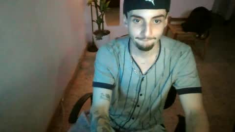 juan235665 online show from June 13, 12:40 am