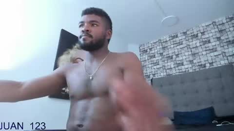 Juan123 online show from August 15, 4:55 pm