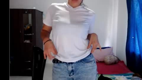 juana_monte online show from July 17, 3:23 pm